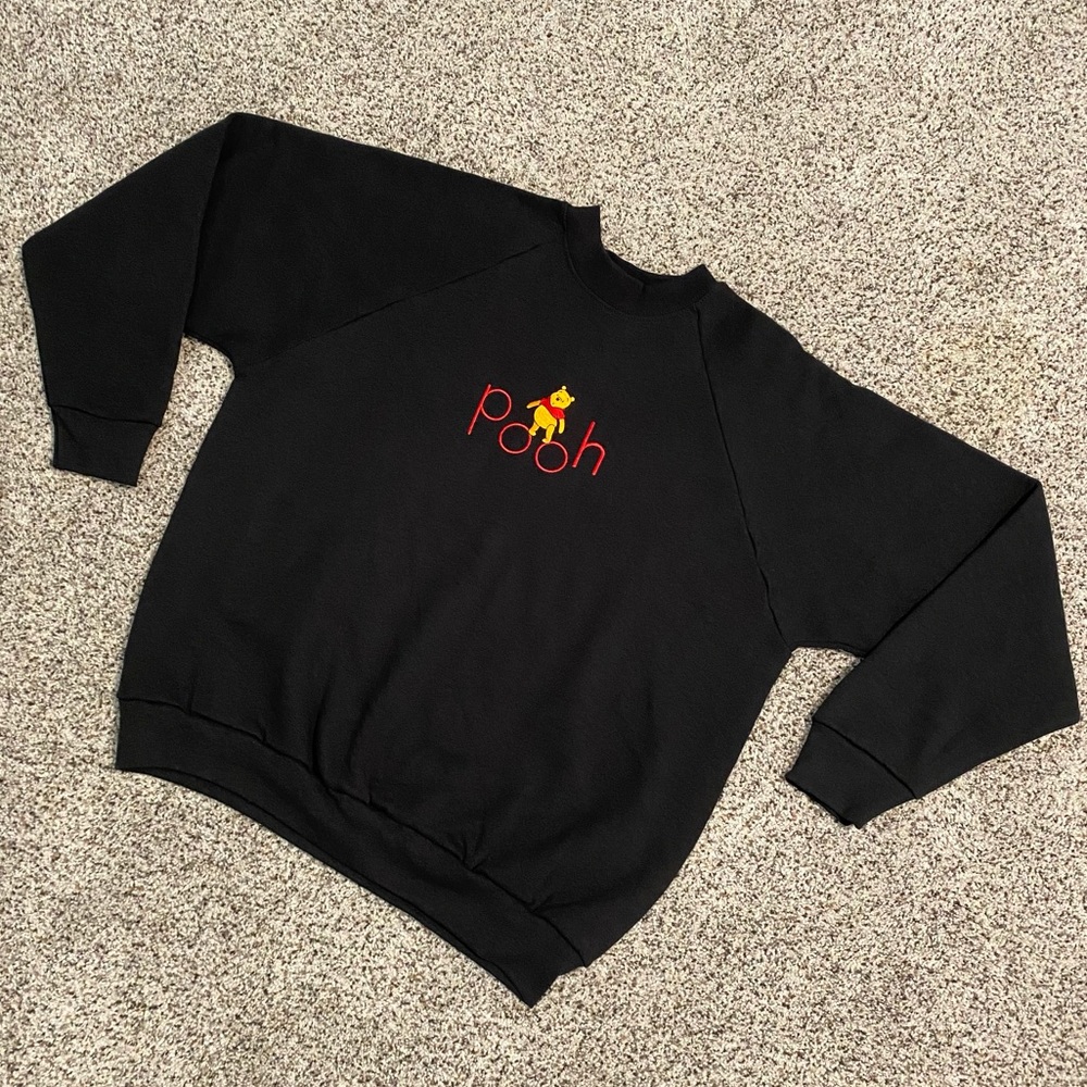 LIKE NEW Vintage Winnie the Pooh Fruit of the Loom Sweatshirt Size Large - Black